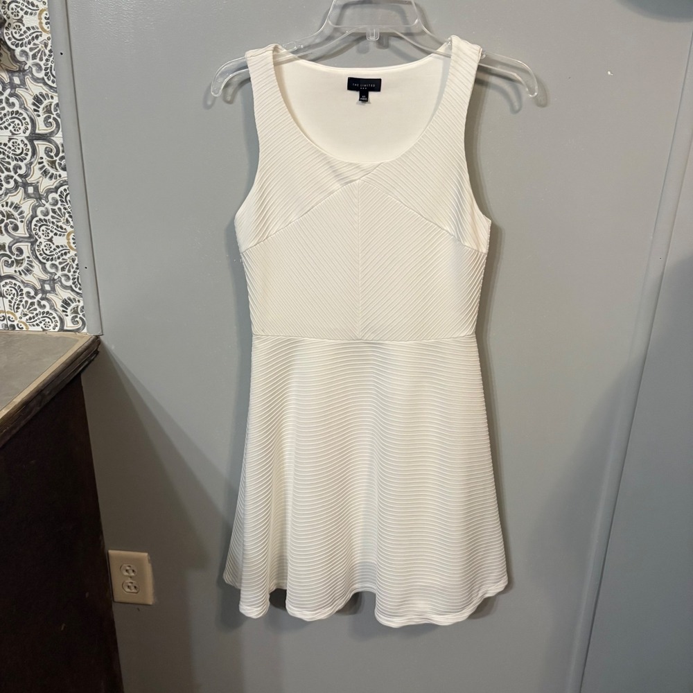 The Limited White Textured Sleeveless Fit & Flare Skater Pleated Dress (XS)